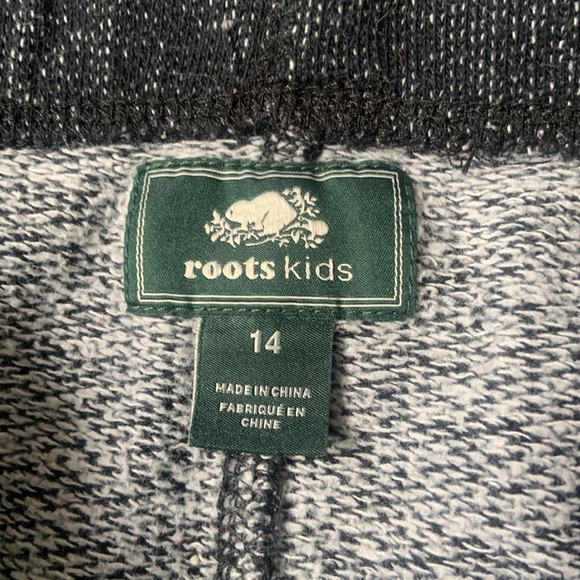 ROOTS size 14 kids sweatpants - Picture 3 of 4